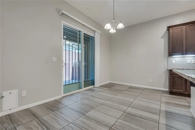 $2,400 | 10372 Pescado Lane, Las Vegas, NV 89135