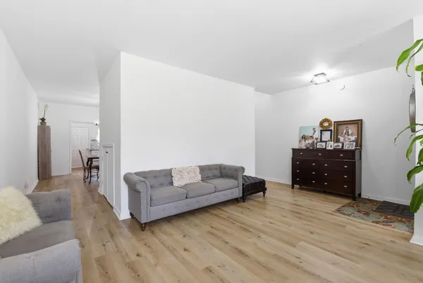 $365,000 | 12625 Memorial Drive, Unit 51, Houston, TX 77024
