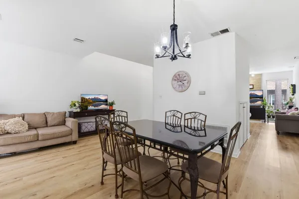 $365,000 | 12625 Memorial Drive, Unit 51, Houston, TX 77024
