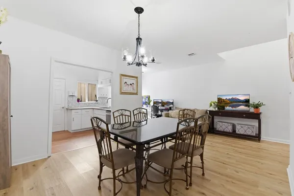$365,000 | 12625 Memorial Drive, Unit 51, Houston, TX 77024