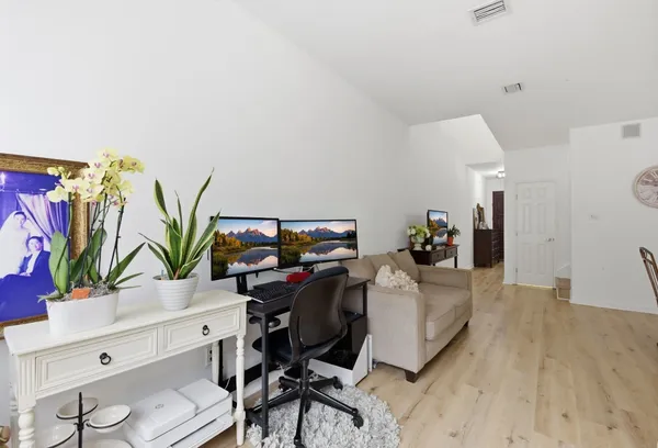 $365,000 | 12625 Memorial Drive, Unit 51, Houston, TX 77024
