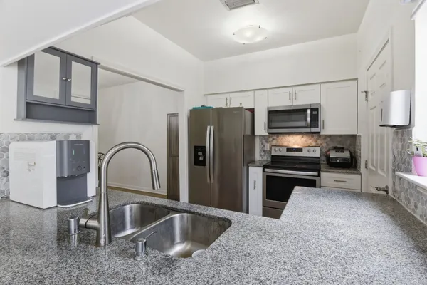 $365,000 | 12625 Memorial Drive, Unit 51, Houston, TX 77024