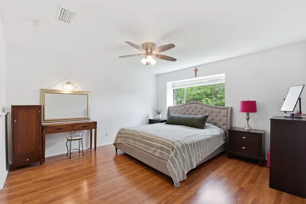 $365,000 | 12625 Memorial Drive, Unit 51, Houston, TX 77024