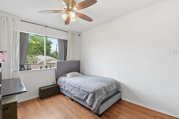 $365,000 | 12625 Memorial Drive, Unit 51, Houston, TX 77024