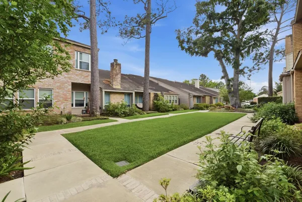 $365,000 | 12625 Memorial Drive, Unit 51, Houston, TX 77024
