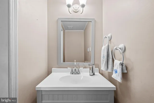 $359,000 | 3309 Tidewater Court, Unit C16, Olney, MD 20832