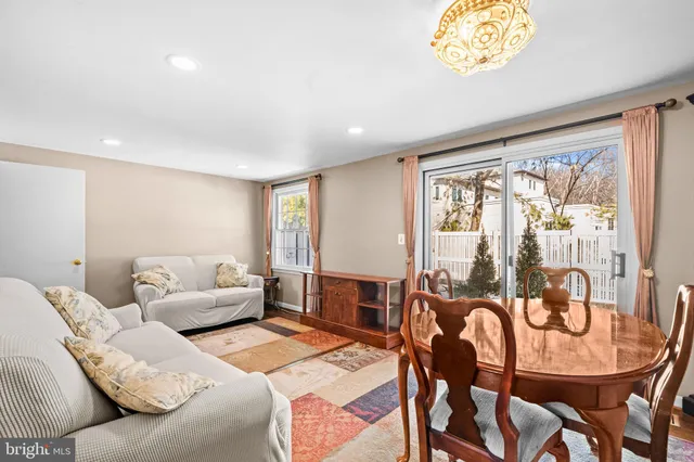 $359,000 | 3309 Tidewater Court, Unit C16, Olney, MD 20832