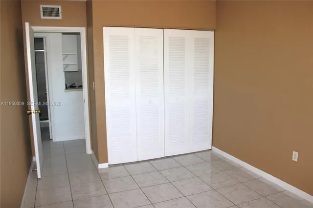 $1,900 | 17101 Northwest 57th Avenue, Unit 319, Miami Gardens, FL 33055