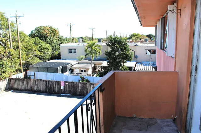 $1,900 | 17101 Northwest 57th Avenue, Unit 319, Miami Gardens, FL 33055