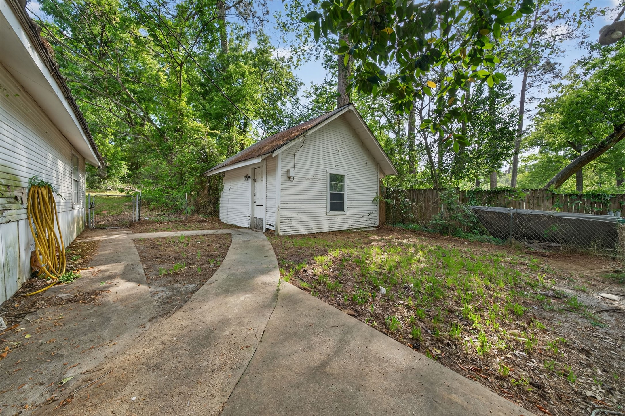 15185 Travis Lane Willis, TX 77378 - Photo 29 of 32