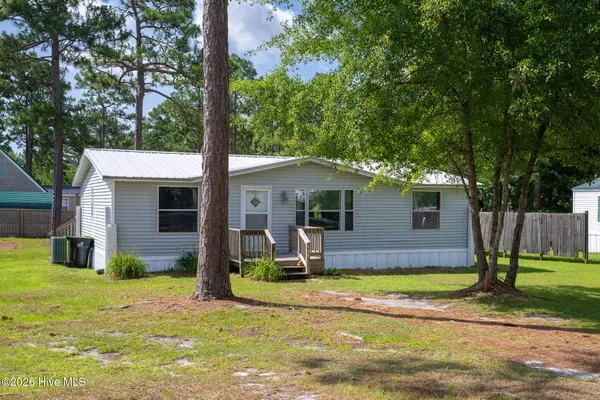 $198,900 | 420 South Dyson Street, Holly Ridge, NC 28445