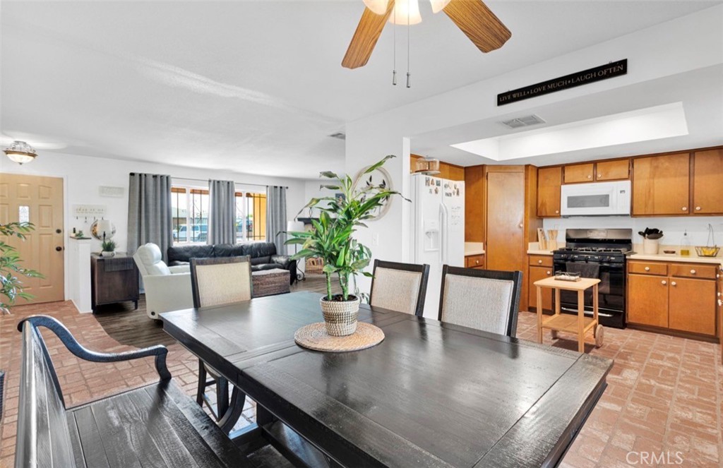 12320 Waynoka Road Apple Valley, CA 92308 - Photo 14 of 28