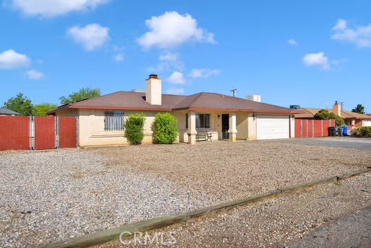 12320 Waynoka Road Apple Valley, CA 92308 - Photo 3 of 28