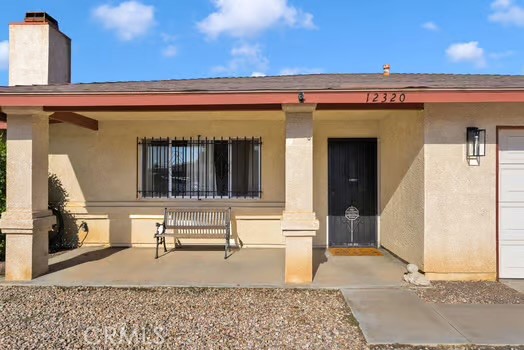 12320 Waynoka Road Apple Valley, CA 92308 - Photo 5 of 28