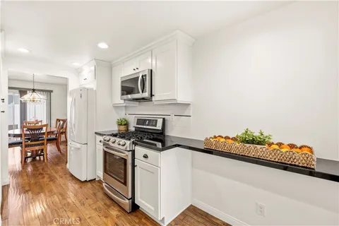 $699,000 | 18150 Andrea Circle South, Unit 1, Northridge, CA 91325