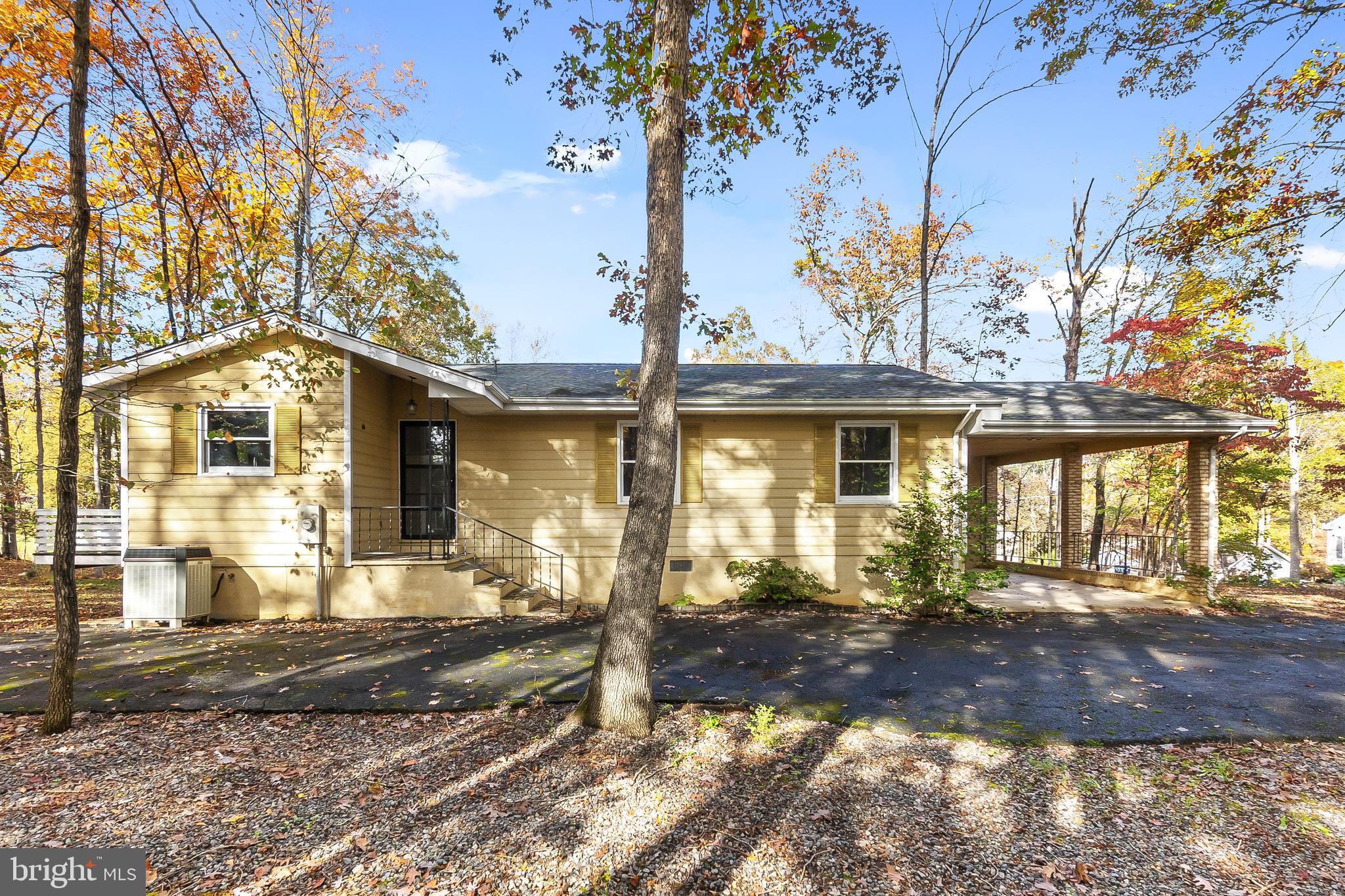 416 Birdie Road Locust Grove, VA 22508 - Photo 4 of 55
