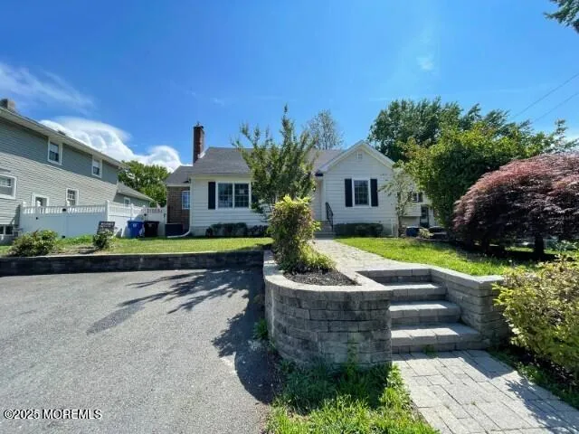 $665,000 | 86 Washington Avenue, Leonardo, NJ 07737