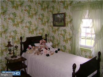 19 Shirley Road Hatboro, PA 19040 - Photo 5 of 12 Bedroom 2