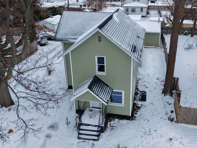 $249,500 | 421 Kenwood Street, La Porte, IN 46350