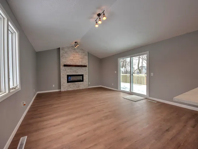 $249,500 | 421 Kenwood Street, La Porte, IN 46350