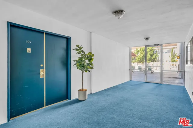 $638,000 | 6199 Canterbury Drive, Unit 102, Culver City, CA 90230