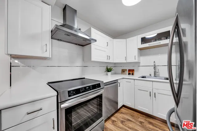 $638,000 | 6199 Canterbury Drive, Unit 102, Culver City, CA 90230