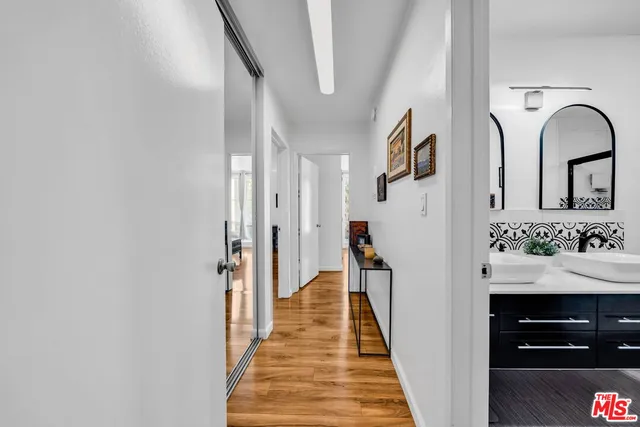 $638,000 | 6199 Canterbury Drive, Unit 102, Culver City, CA 90230