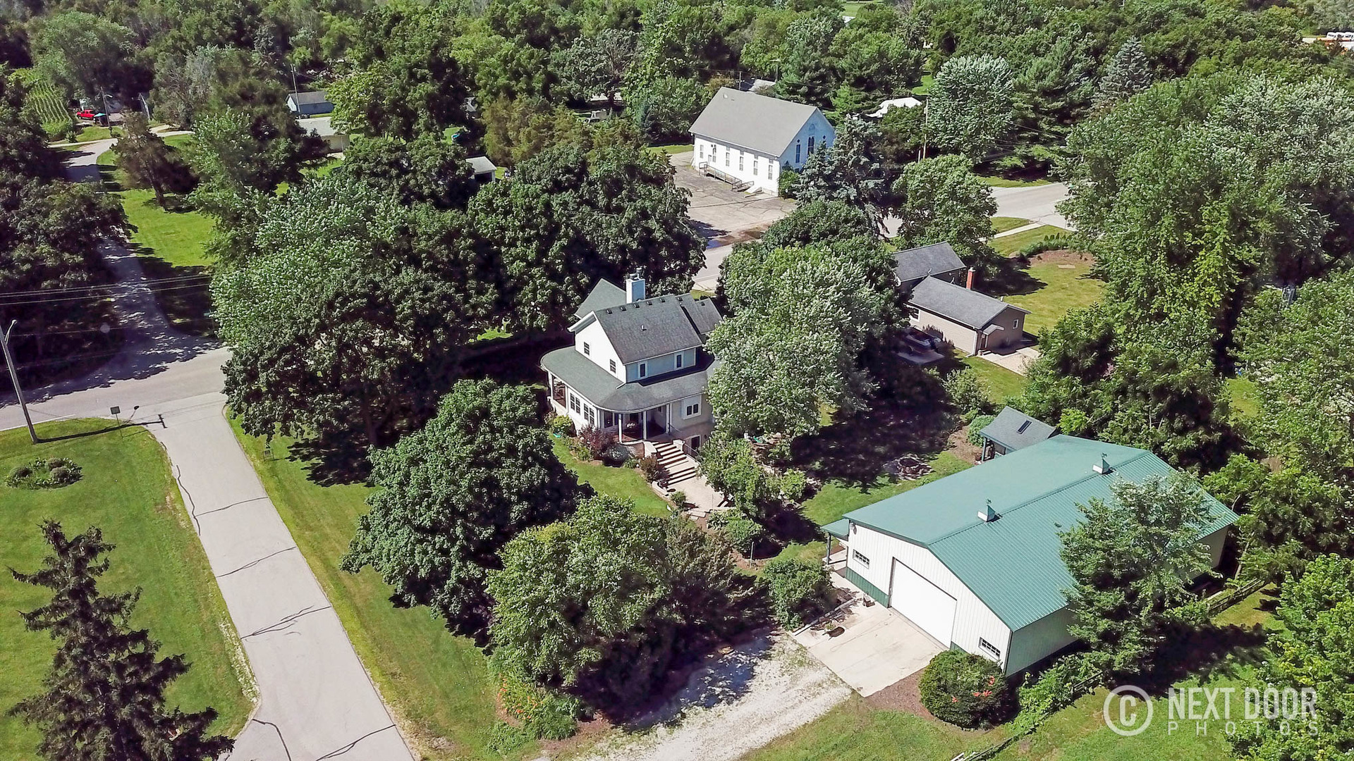 29 Bristol Ridge Road Bristol, IL 60512 - Photo 2 of 45