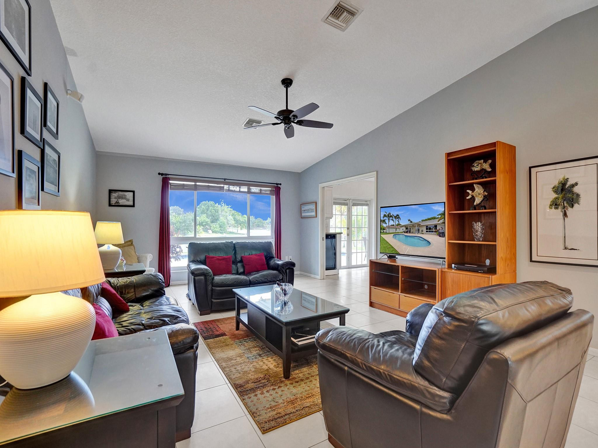 3607 Bridge Road Hollywood, FL 33026 - Photo 8 of 51 Photo 8