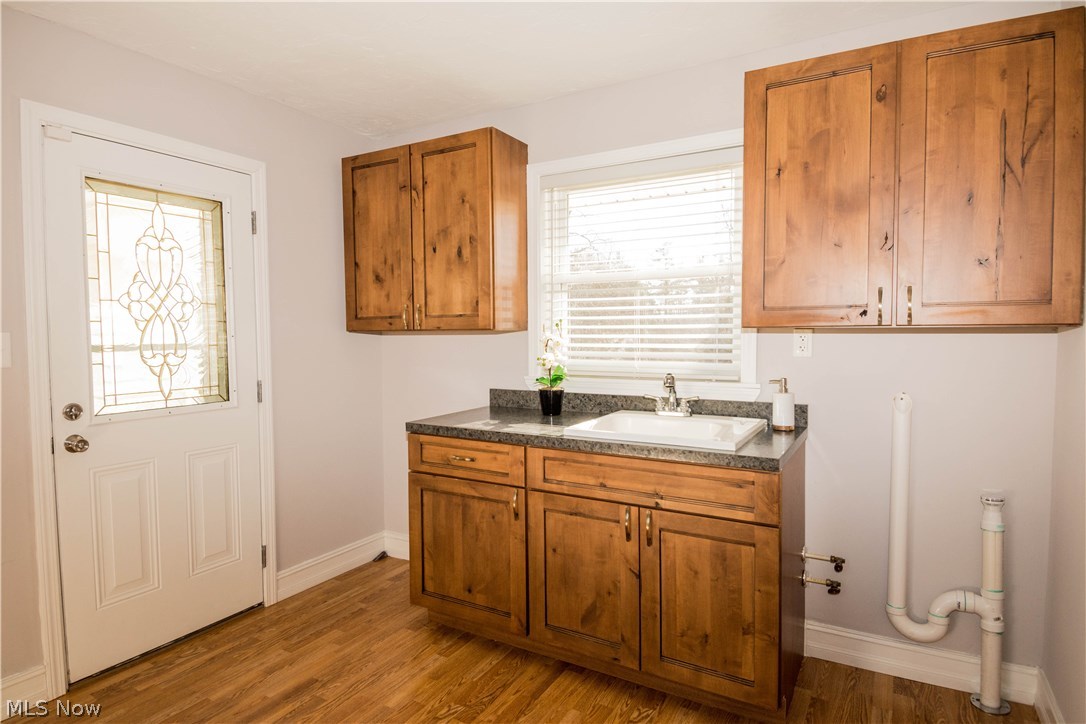 3482 Lander Road Cleveland, OH 44124 - Photo 14 of 20
