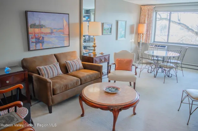 $124,999 | 160 Academy Street, Unit 6C, Poughkeepsie, NY 12601