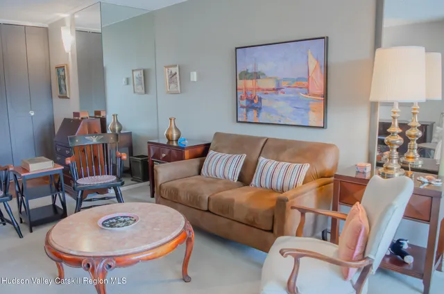 $124,999 | 160 Academy Street, Unit 6C, Poughkeepsie, NY 12601