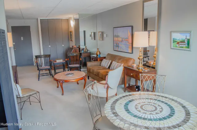 $124,999 | 160 Academy Street, Unit 6C, Poughkeepsie, NY 12601