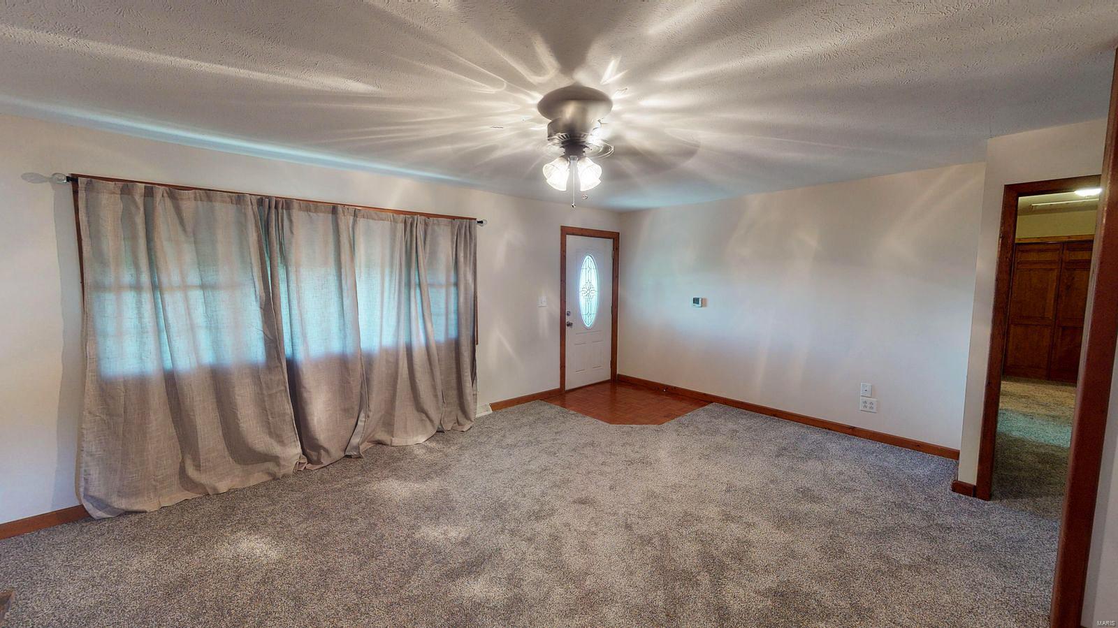 9348 Walker Road Shipman, IL 62685 - Photo 4 of 55