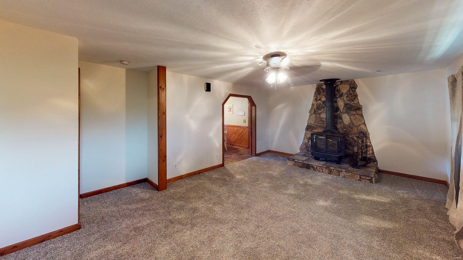 9348 Walker Road Shipman, IL 62685 - Photo 7 of 55