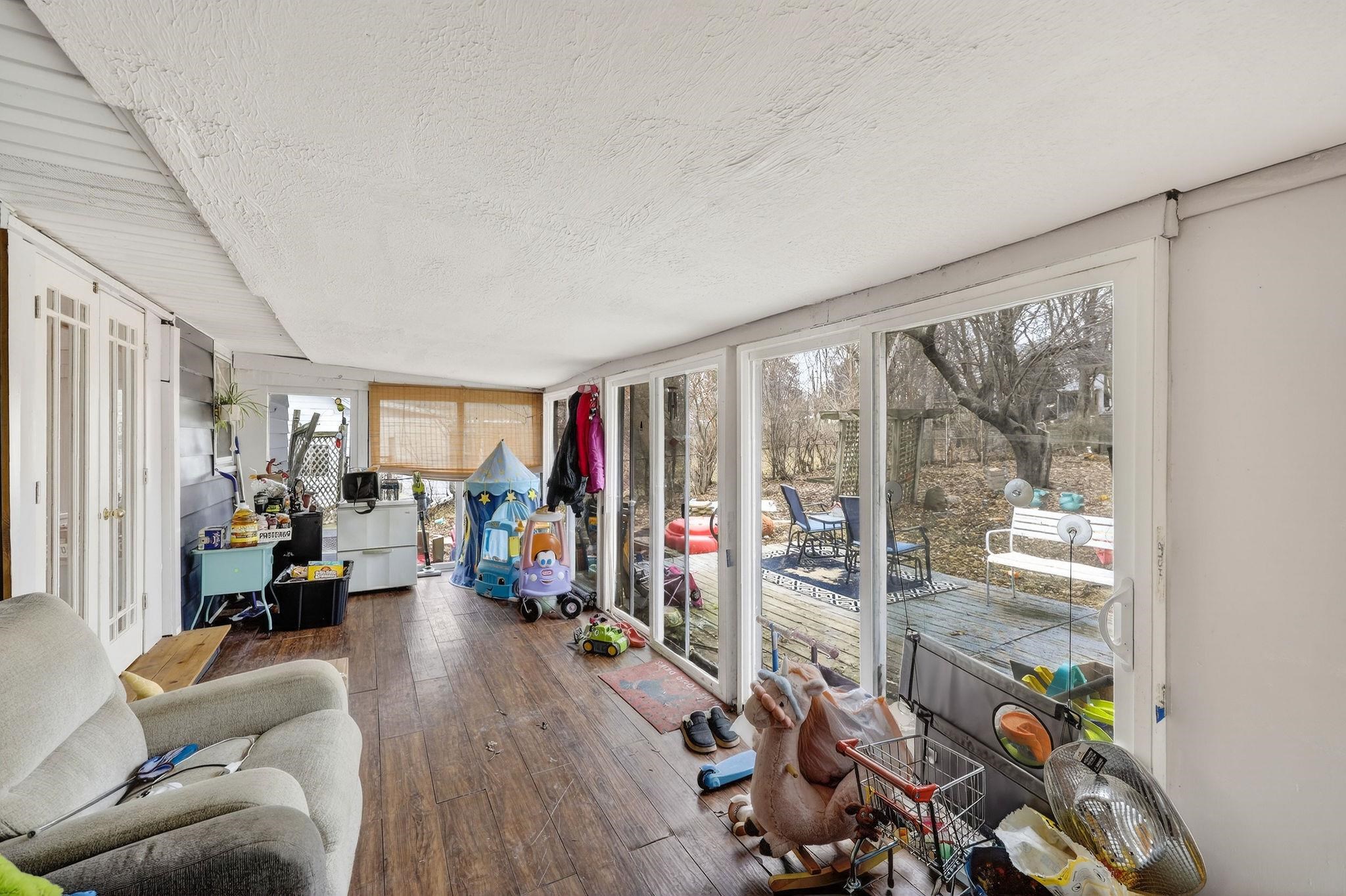 1650 Sunfield Street Madison, WI 53704 - Photo 12 of 51