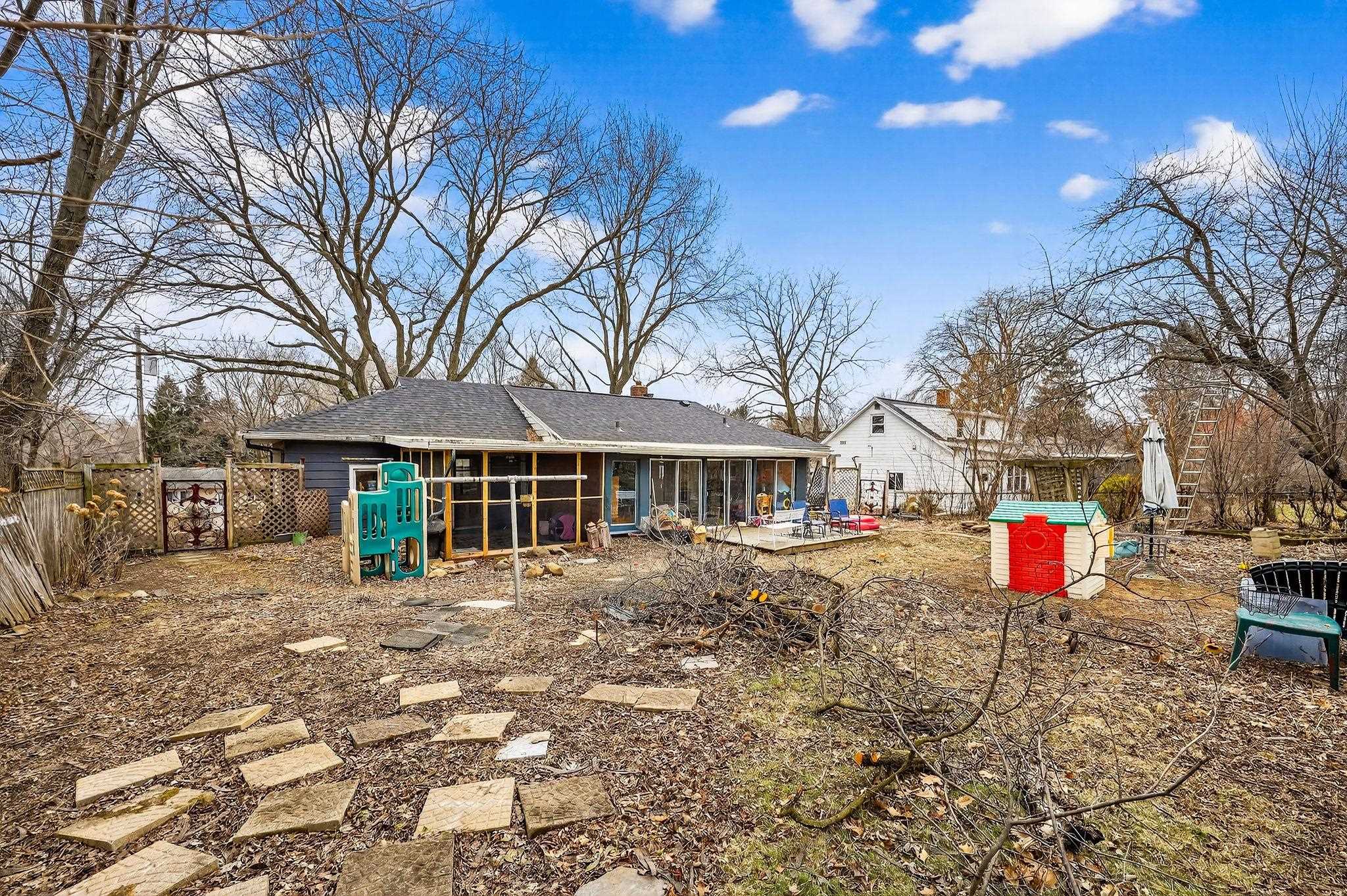 1650 Sunfield Street Madison, WI 53704 - Photo 32 of 51