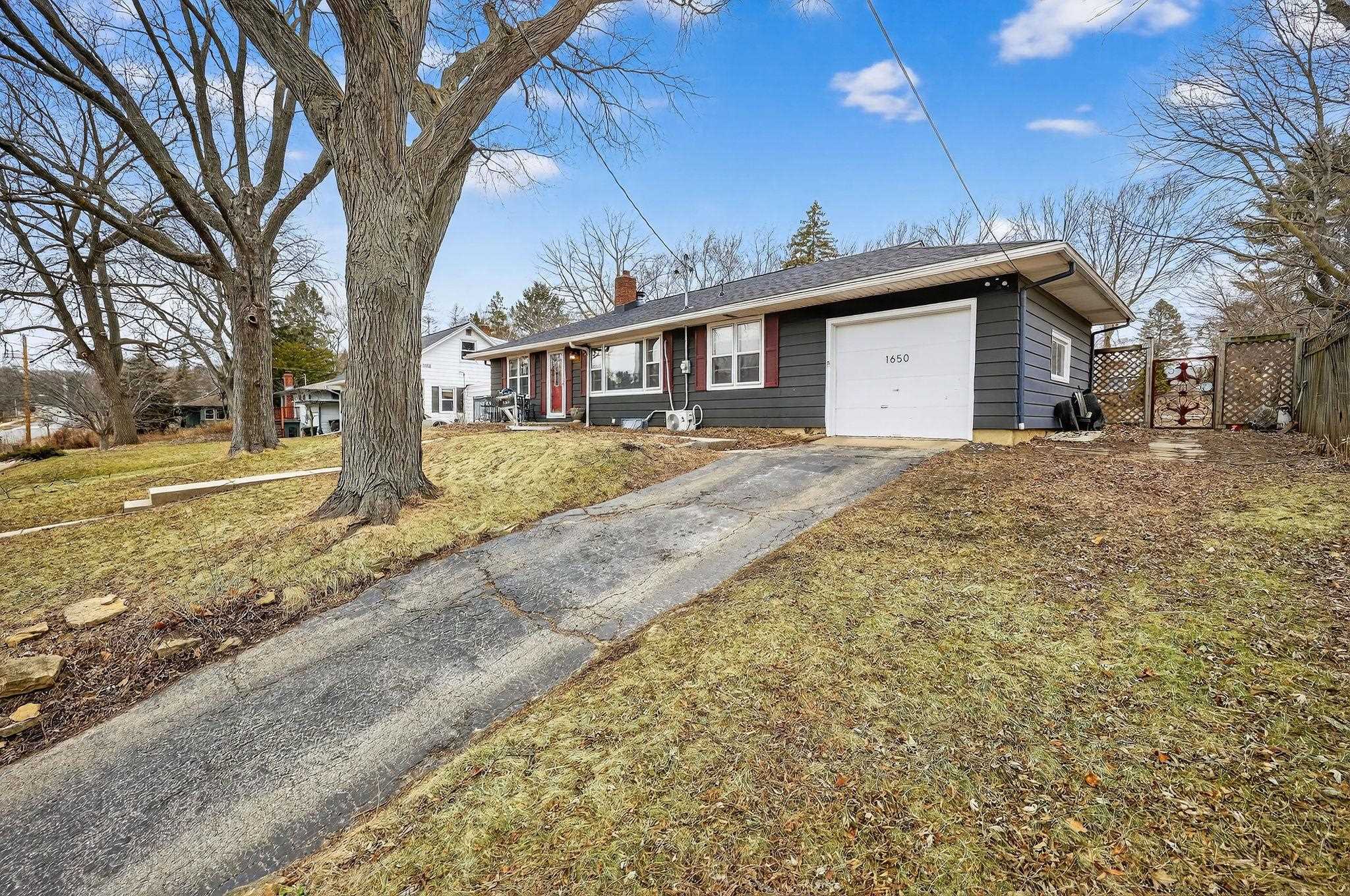 1650 Sunfield Street Madison, WI 53704 - Photo 33 of 51