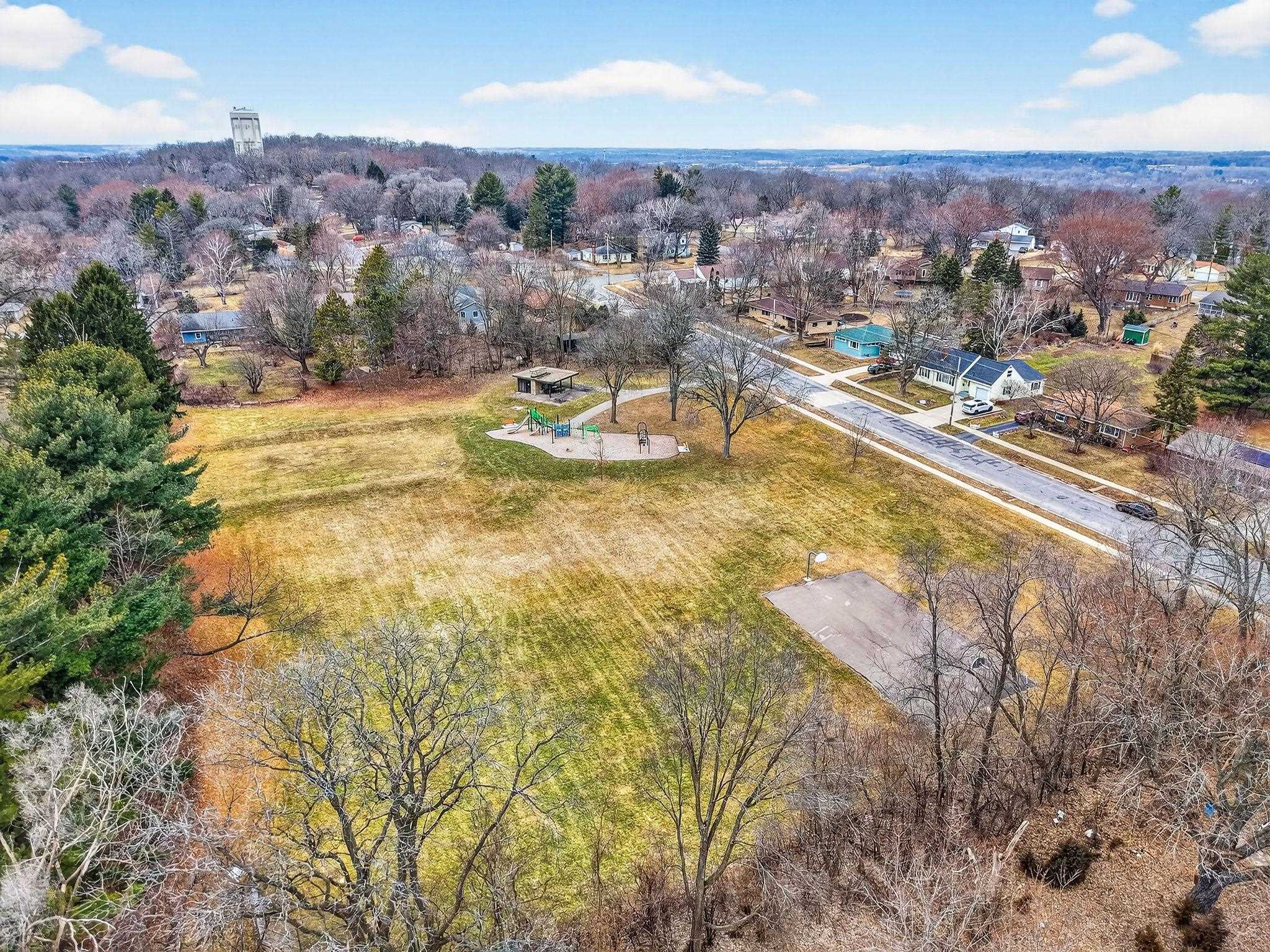 1650 Sunfield Street Madison, WI 53704 - Photo 37 of 51