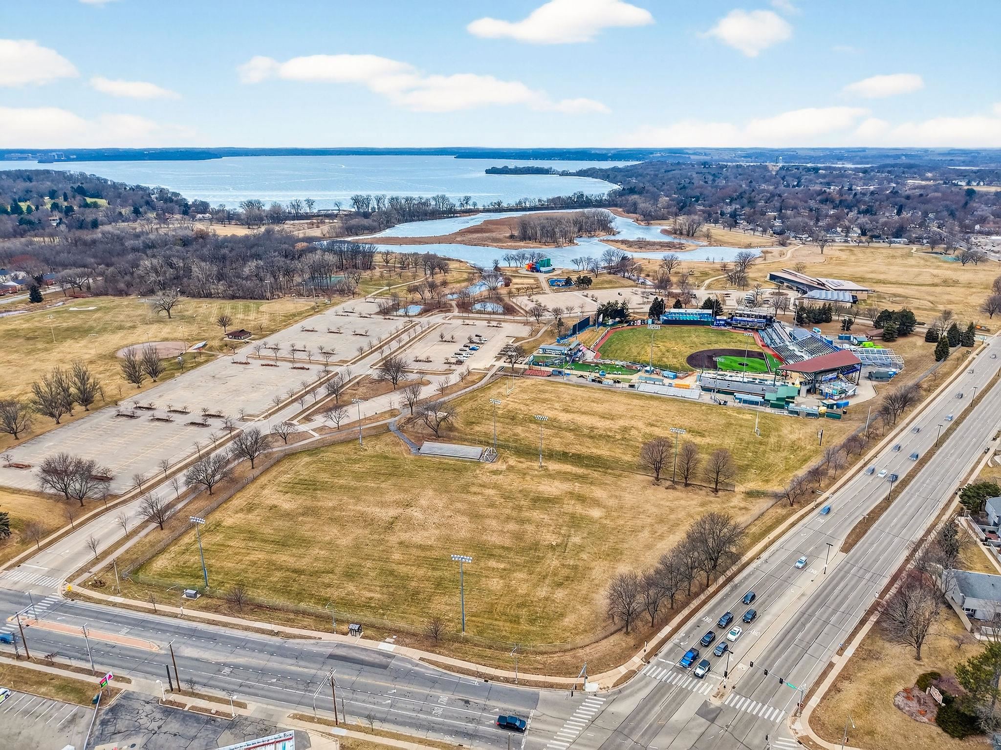 1650 Sunfield Street Madison, WI 53704 - Photo 38 of 51