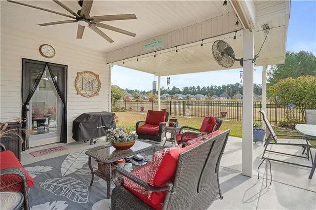 $330,000 | 506 Terrace Lake Drive, Covington, LA 70435