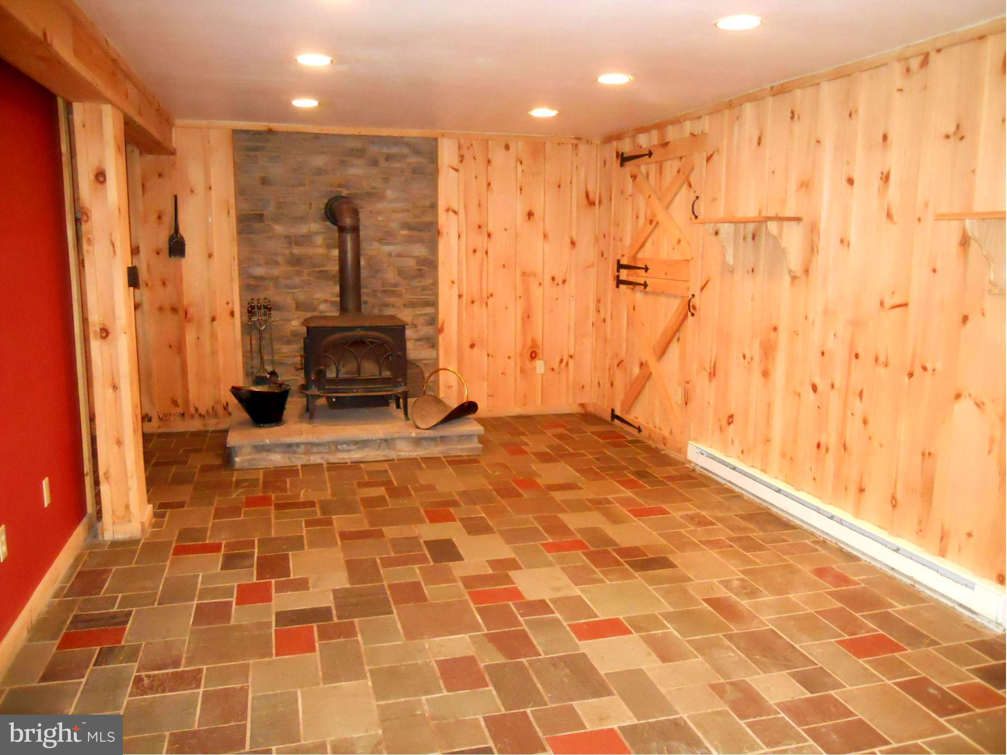 56 North Houcksville Road Hampstead, MD 21074 - Photo 7 of 29 Family Room