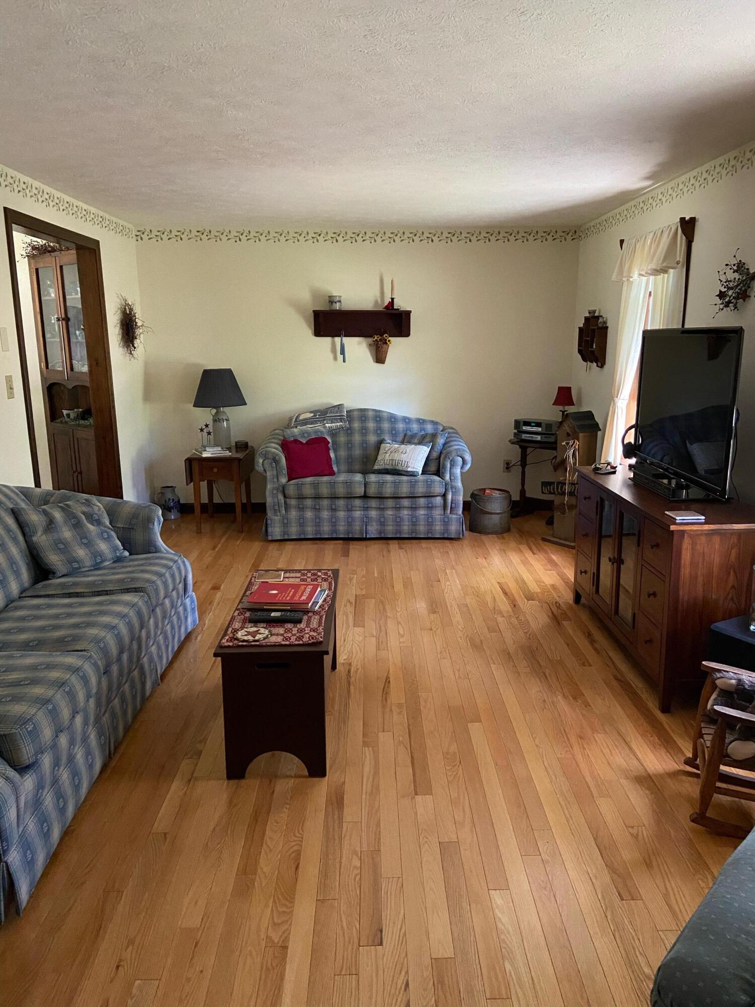 81 Keay Road Berwick, ME 03901 - Photo 26 of 43 IMG-1198