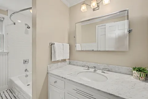 $3,250,000 | 32 Welwyn Road, Riverside, CT 06878