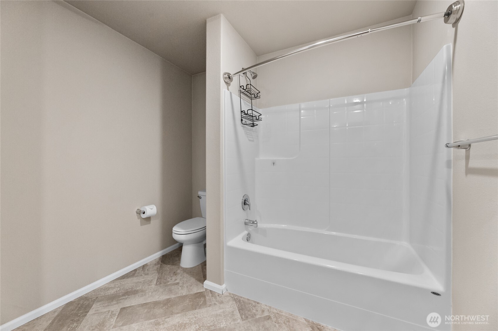 17417 118th Ave Court East, Unit E Puyallup, WA 98374 - Photo 18 of 31 a bathroom with a bathtub and a shower