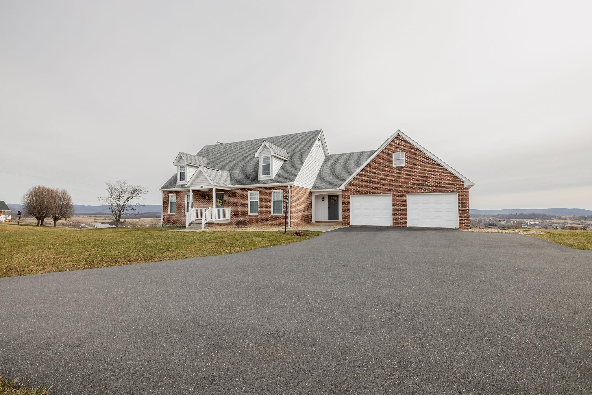 441 Barrenridge Road Fishersville, VA 22939 - Photo 6 of 71 a view of a house next to a big yard with large trees