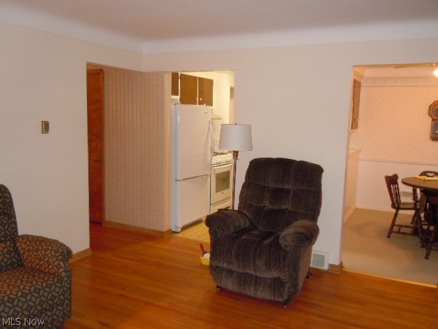 6711 Biddulph Road Brooklyn, OH 44144 - Photo 5 of 11 Gallery Image 5