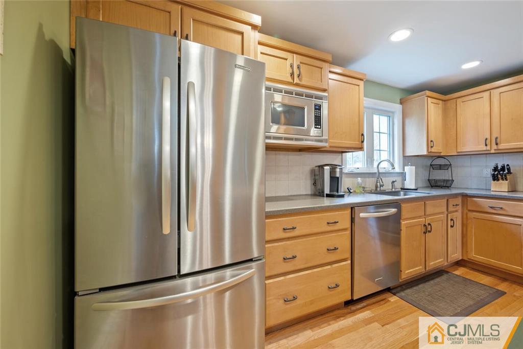 665 Ridge Road Monmouth Junction, NJ 08852 - Photo 6 of 22