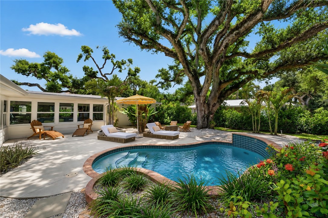 524 Live Oak Road Vero Beach, FL 32963 - Photo 28 of 36 Gallery Image 28