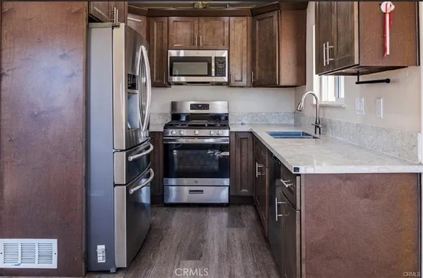 $2,800 | 6781 Jacaranda Avenue, Fontana, CA 92336